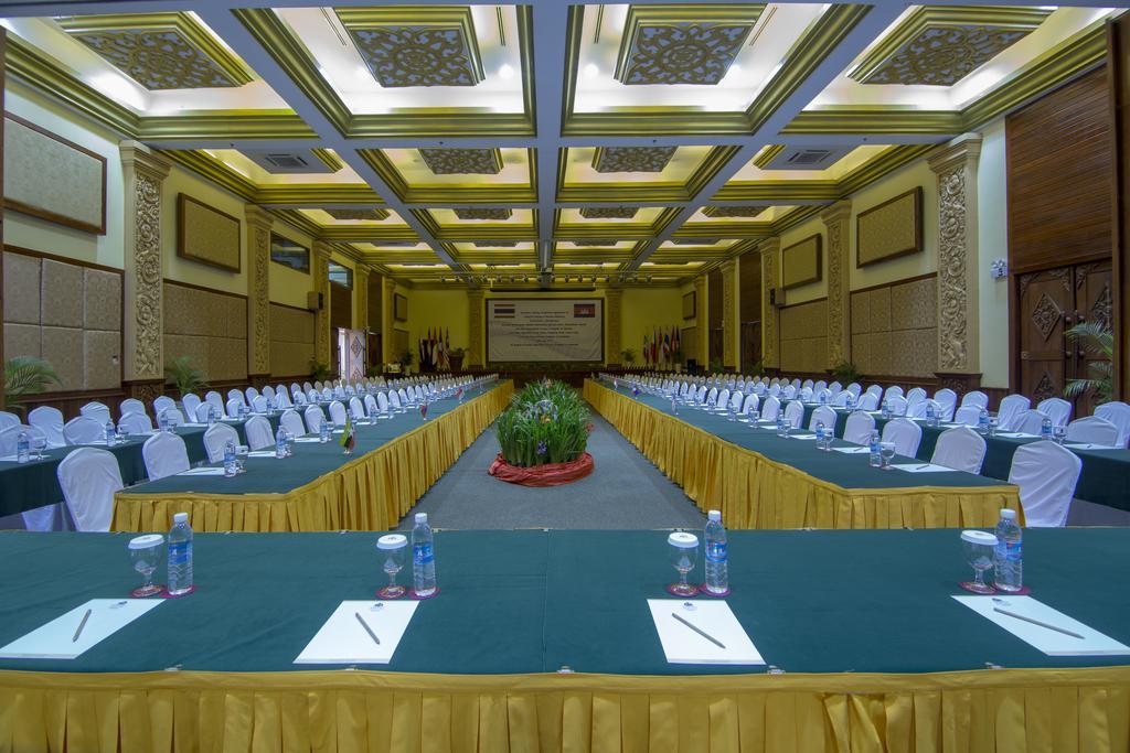 โรงแรมอังกอร์ อีรา เสียมราฐ ภายนอก รูปภาพ